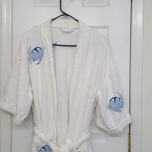 Fluffy Secret Treasures white robe with adorable fish design